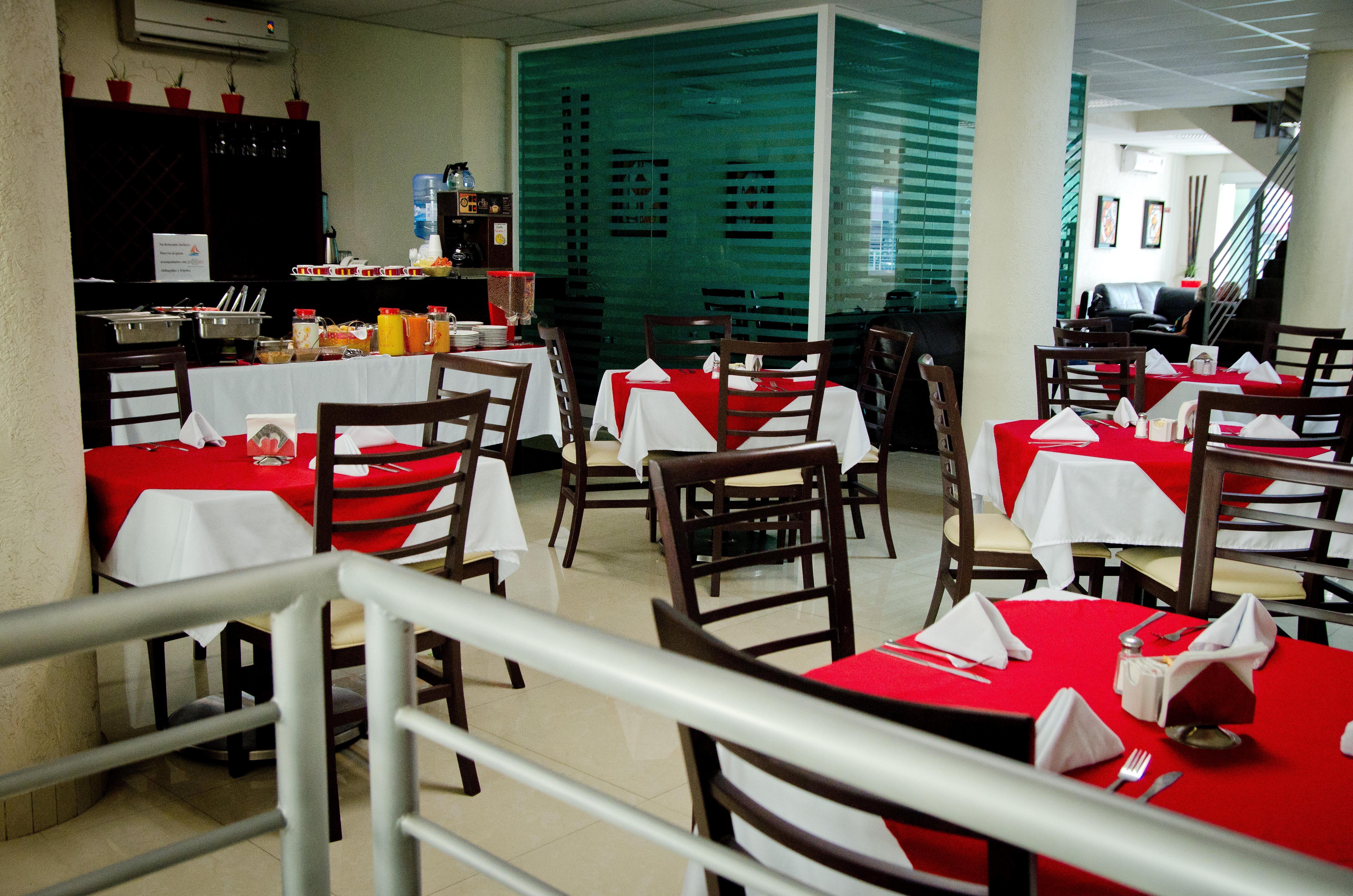Hotel Portonovo Plaza Centro Guadalajara Esterno foto