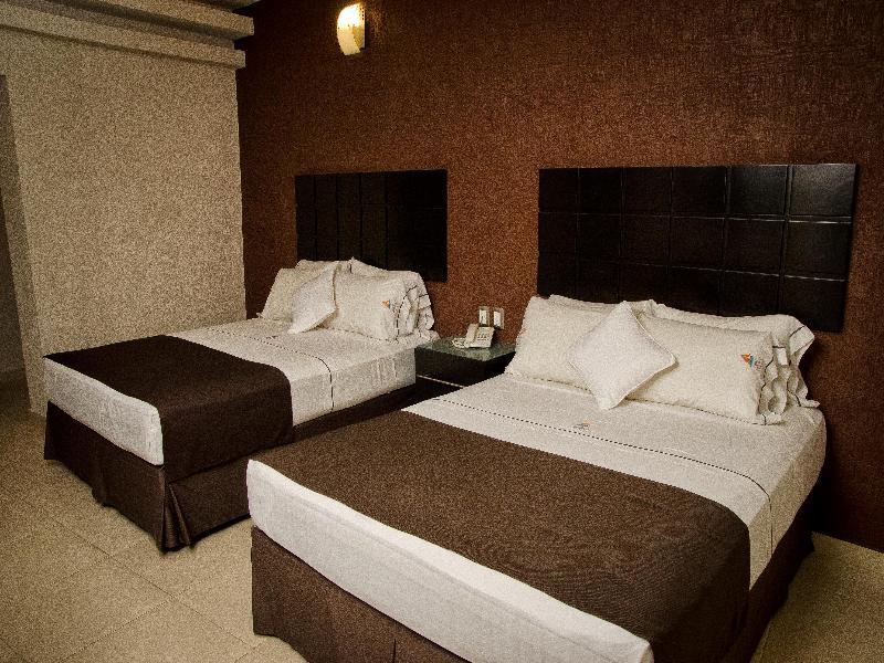Hotel Portonovo Plaza Centro Guadalajara Esterno foto